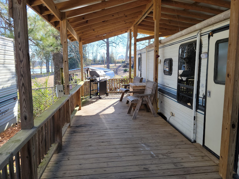 Bay Springs Country Inn