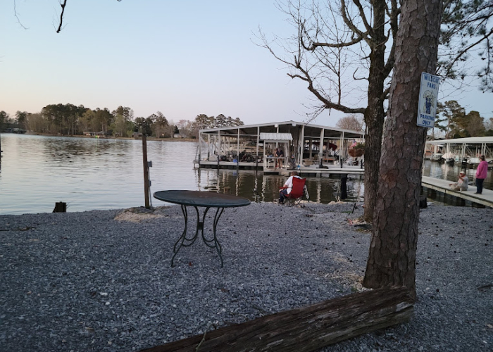 Bay Springs Country Inn